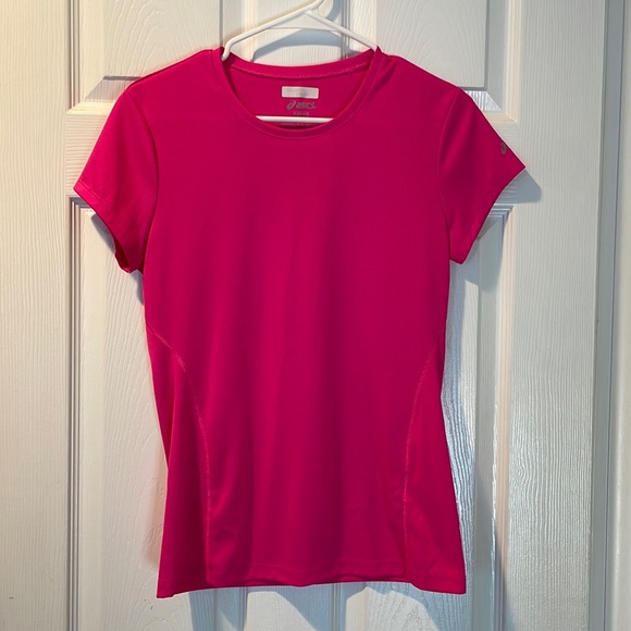 ASICS tech gear short sleeve shirt - Picture 1 of 4